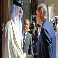 أردوغان وأمير قطر يبحثان العلاقات الثنائية والقضايا الإقليمية