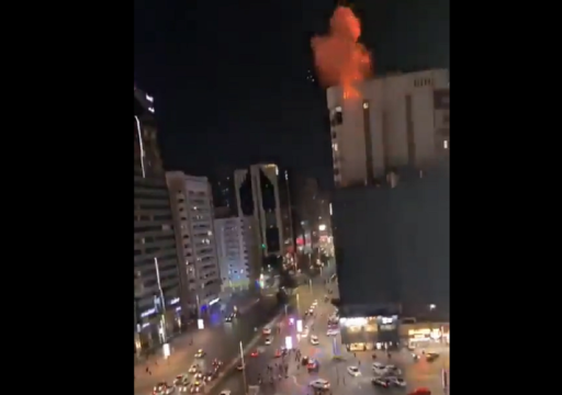 الدفاع المدني يعلن السيطرة على حريق في بناية بعد انفجار هز أبوظبي