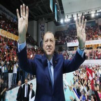 أردوغان يطلب تجميد أصول وزيري العدل والداخلية الأمريكيين في تركيا رداً على عقوبات واشنطن