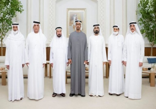 رئيس الدولة يزور حكام الإمارات ويستقبل المواطنين في قصر الذيد