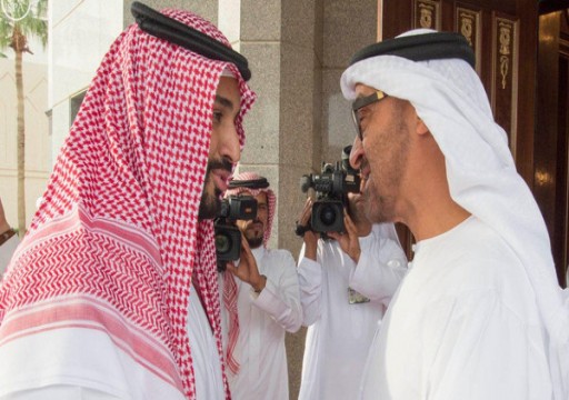"الإندبندنت": انقلاب عدن يهدد بتمزيق التحالف السعودي الإماراتي في اليمن