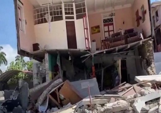 آلاف القتلى بزلزال هايتي