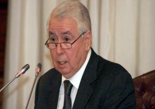 رفض شعبي وحزبي لإعلان البرلمان الجزائري "ابن صالح" رئيساً للبلاد