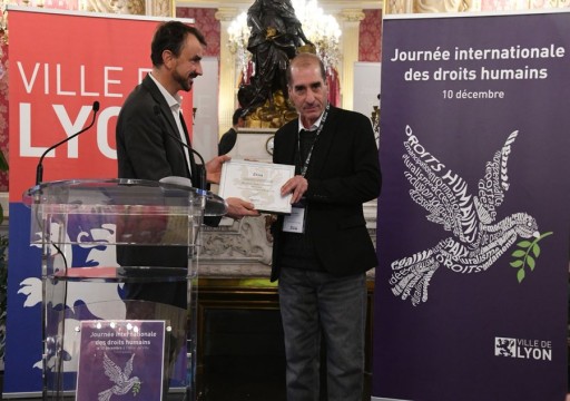 "ليون الفرنسية" تمنح الحقوقي المعتقل أحمد منصور "الجنسية الفخرية"