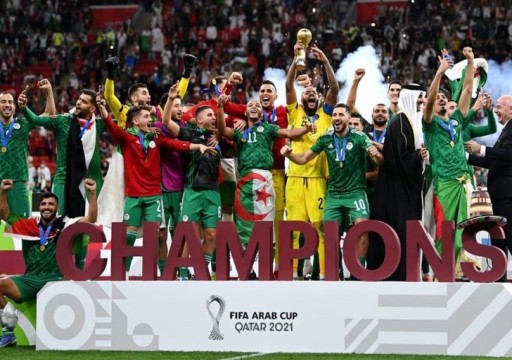 الجزائر تتوج بكأس العرب بعد مباراة ماراثونية مع تونس
