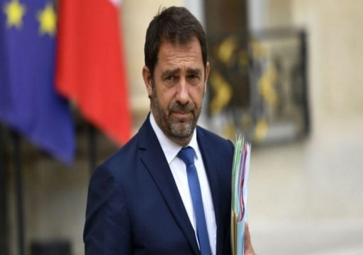 وزير الداخلية الفرنسي مستعد لدراسة إمكانية فرض حالة الطوارئ