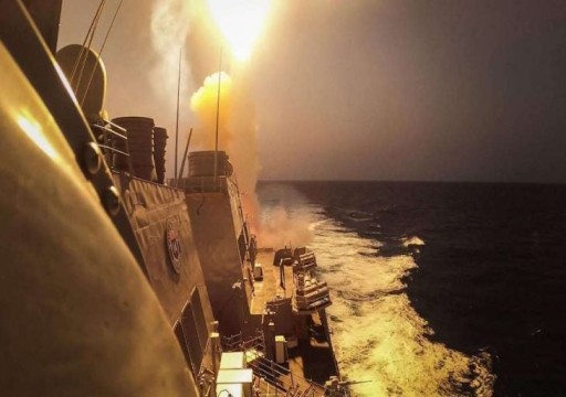 الجيش الأميركي يسقط طائرات مسيرة وصواريخ حوثية فوق البحر الأحمر