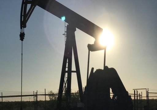 تراجع أسعار النفط وسط تباطؤ الاقتصاد العالمي