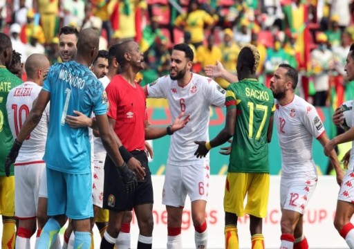 بعد الفضيحة التحكيمية.. "كاف" ينشر بيانا حول أحداث مباراة تونس ومالي