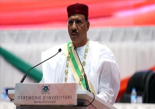 "التعاون الإسلامي" تطالب بإطلاق سراح رئيس النيجر