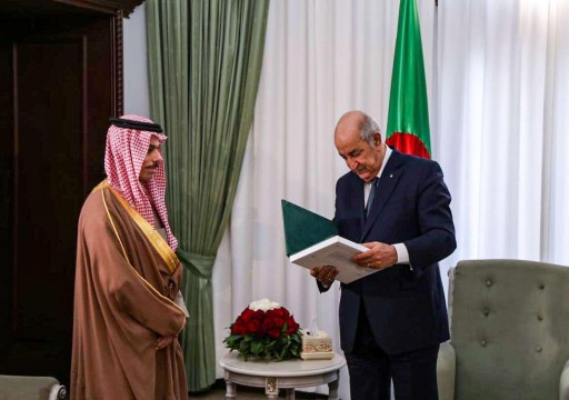 وزير خارجية السعودية يدعو لحل الأزمة الليبية