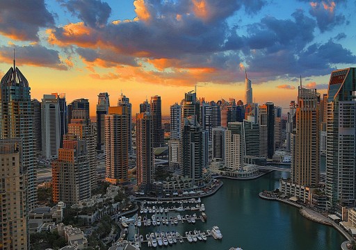"بلومبرغ": دبي وأبوظبي تصعدان في تصنيف الدول الأكثر غلاء للمغتربين