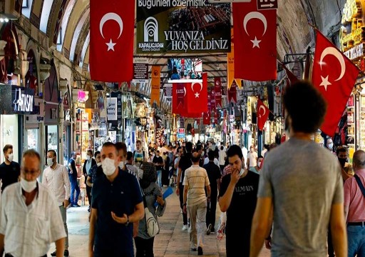 التضخم في تركيا يتراجع لأول مرة من 2021