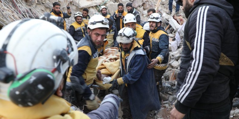 حصيلة قتلى زلزال تركيا وسوريا ترتفع إلى أكثر من 8800