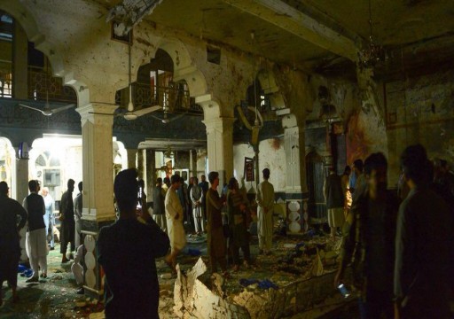مقتل 46 شخصا على الأقل بينهم رجل دين بارز بتفجير استهدف مسجدا غرب أفغانستان
