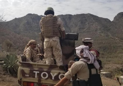 اشتباكات عنيفة بين الجيش اليمني ومليشيات مدعومة إماراتياً جنوبي تعز