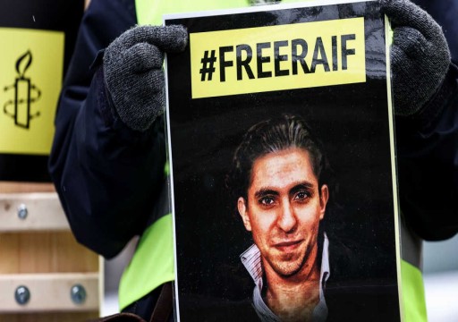 السلطات السعودية تفرج عن الناشط "رائف بدوي" بعد 10 أعوام في السجن