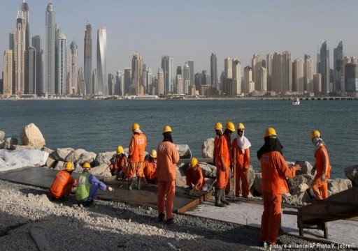 مرصد حقوقي: ارتفاع وتيرة التمييز في الإمارات ضد العمال الوافدين