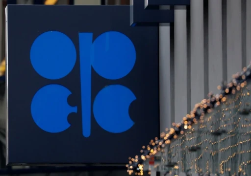 النفط يعاود الهبوط بعد نفي أبوظبي اتفاقا مع "أوبك+" بشأن سياسة الإنتاج