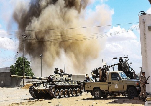 ليبيا.. اندلاع اقتتال عنيف في طرابلس يهدد مساعي السلام