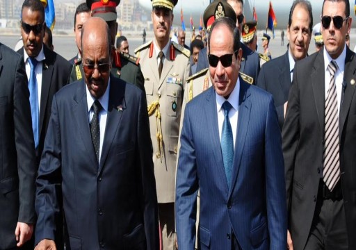 البشير يزور مصر في ثاني جولة له منذ اندلاع الاحتجاجات ضد حكمه