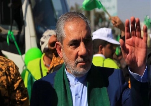 الإدارة الأمريكية تفرض عقوبات صارمة على السفير الإيراني لدى الحوثي