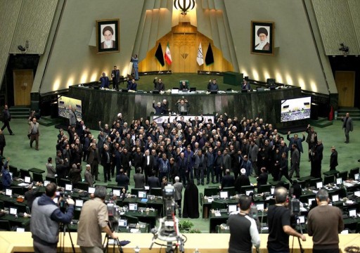 البرلمان الإيراني يرحب بتعزيز التعاون الاقتصادي مع الإمارات