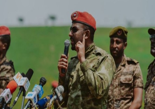 رئيس وزراء إثيوبيا ينقل مهامه لنائبه ويتوجه إلى جبهة القتال