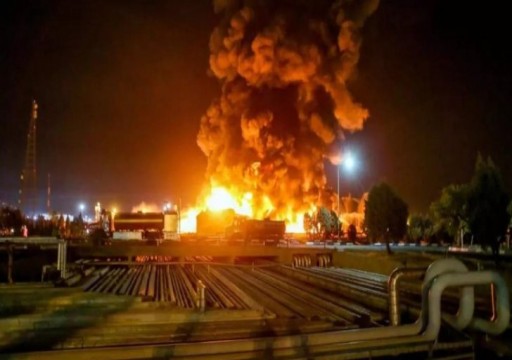 انفجار في مصفاة للنفط جنوب غرب إيران