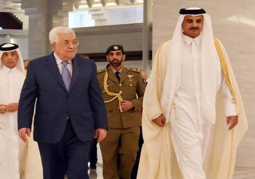 أمير قطر يبحث مع عباس مستجدات القضية الفلسطينية