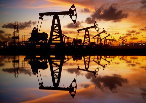 النفط يرتفع وسط تزايد المخاوف بشأن الإمدادات
