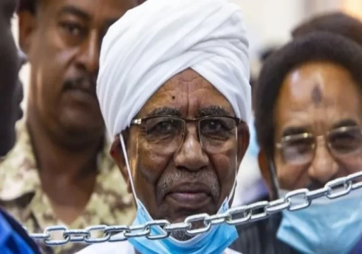 وكالة: الرئيس السوداني السابق عمر البشير نُقل لمستشفى قبل اندلاع القتال