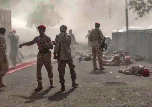 مقتل 11 جندياً بصاروخ أطلقه الحوثيون على معسكر جنوبي اليمن