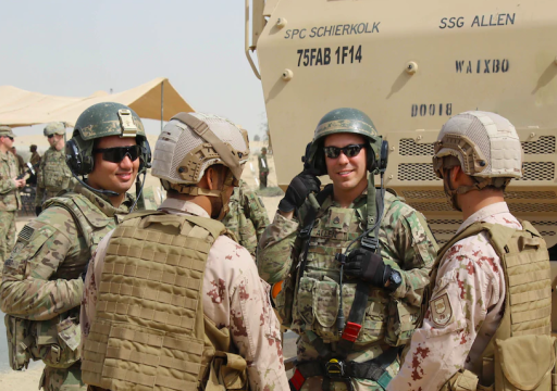 صحيفة: جنود أفغان في الإمارات ينتظرون تأشيرات الدخول للولايات المتحدة