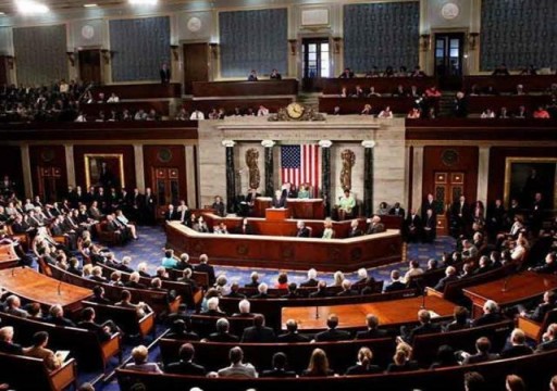 مجلس النواب الأمريكي يقر مشروع قانون للحد من أضرار وباء كورونا