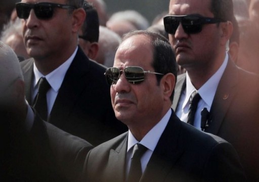 هآرتس: هكذا يصبح عهد السيسي أشد قتامة من عهد مبارك
