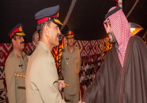 السعودية.. ولي العهد يجري مباحثات مع قائد الجيش الباكستاني الجديد