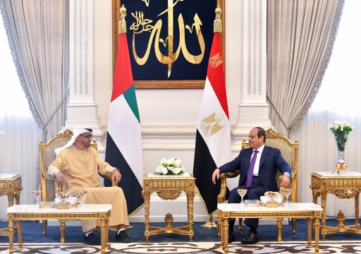 رئيس الدولة يصل إلى مدينة العلمين ويعقد مباحثات مع الرئيس المصري