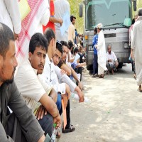 "بلومبيرغ": مغادرة الوافدين أضرت بسوق العمل السعودية