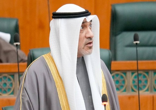 وزير الداخلية الكويتي يدافع عن قراره بعدم السماح في إنشاء "خيام الحسينيات"
