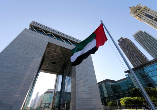 "رويترز": ضريبة الإمارات على الشركات قد ترجّح كفة المنافسة للسعودية