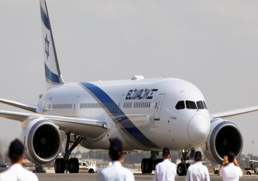 إعلام عبري: أبوظبي تمنع دخول ركاب طائرة قادمة من "تل أبيب"