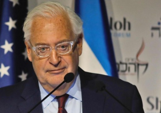 السفير الأمريكي في إسرائيل: نفكر في استبدال عباس بدحلان