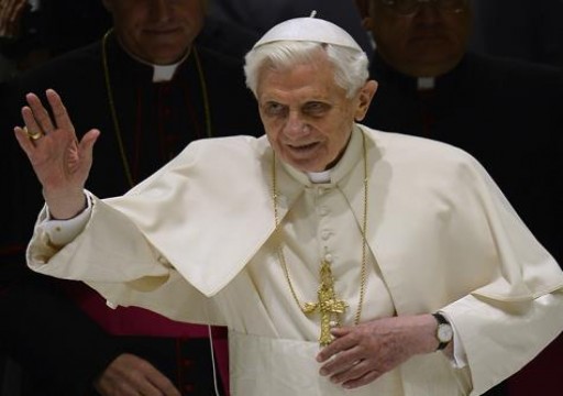 البابا يدعو إلى ضبط النفس في الخليج بعد الهجمات على ناقلات النفط