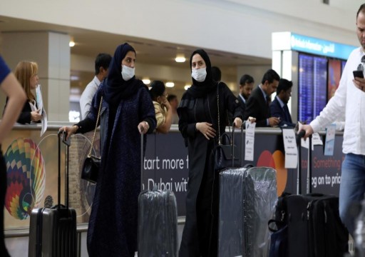 تكدّس المسافرين في مطار دبي يثير غضباً على منصات التواصل