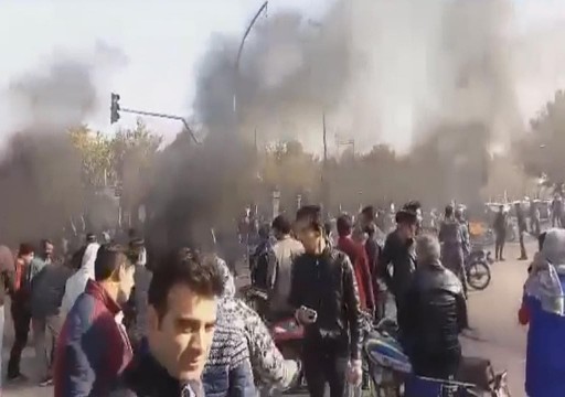 العفو الدولية: مقتل أكثر من 100 محتج خلال الاضطرابات في إيران