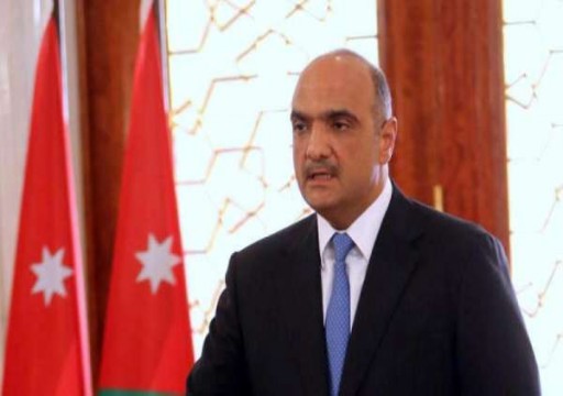 استقالة وزير داخلية الأردن بعد استياء من مخالفات العزل العام عقب الانتخابات