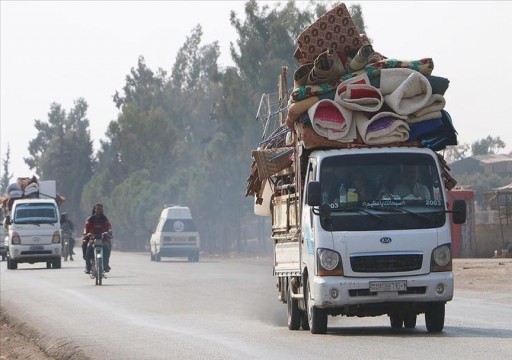 عشرات آلاف المدنيين بإدلب ينزحون هرباً من هجوم الأسد