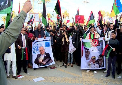مظاهرات في طرابلس ضد لقاء السراج وحفتر في أبوظبي