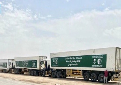 وسط تحذيرات من أزمة إنسانية.. السعودية تعلن إرسال دفعة مساعدات جديدة للسودان